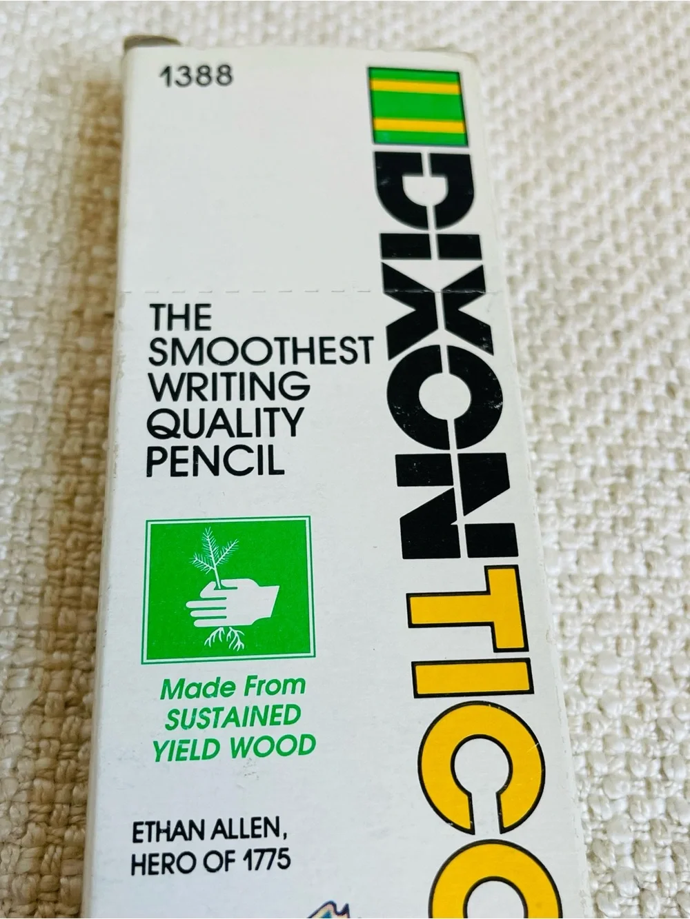 Dixon Ticonderoga Yellow 10 Pencils Box Classic Graphic